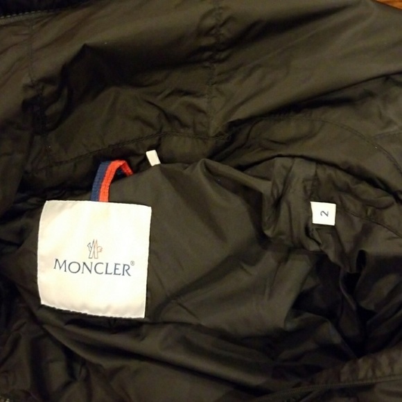 ***SOLD***Moncler Sanglier coat size 2 - Picture 3 of 8